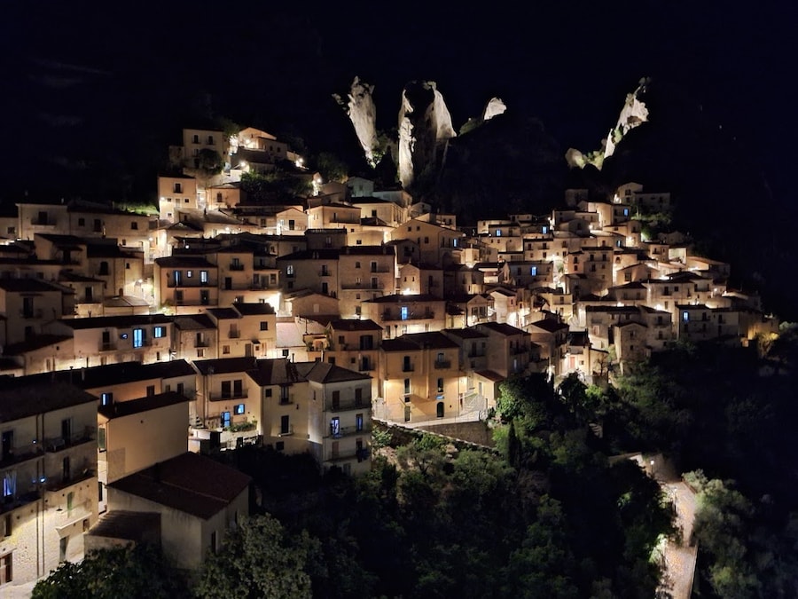 Castelmezzano di notte
