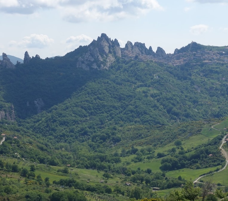 Verso Pietrapertosa.