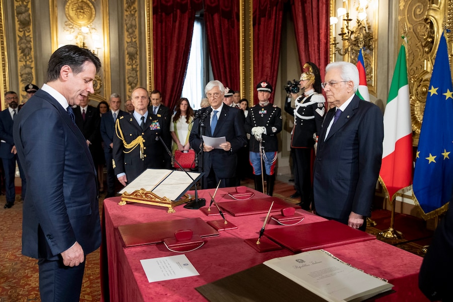 1° giugno 2018 - Il Presidente Sergio Mattarella con Giuseppe Conte, Presidente del Consiglio dei Ministri nel corso del Giuramento. (Foto di Francesco Ammendola - Ufficio per la Stampa e la Comunicazione della Presidenza della Repubblica)