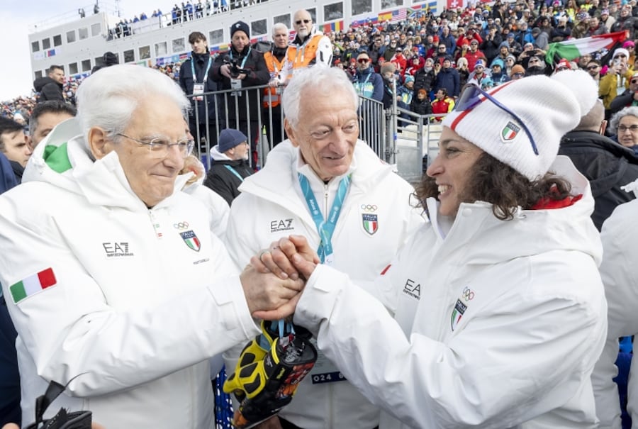 12 febbraio 2026 - Cortina d’Ampezzo - Il Presidente della Repubblica Sergio Mattarella con Federica Brignone dopo la vittoria in Super G. (Ufficio Stampa del Palazzo del Quirinale)