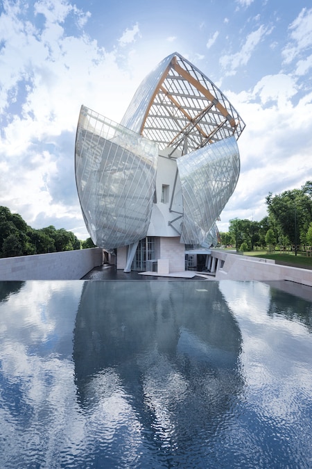 La Fondazione Vuitton di Parigi (© Gehry Partners, LLP and Frank O. Gehry, © Iwan Baan 2014)