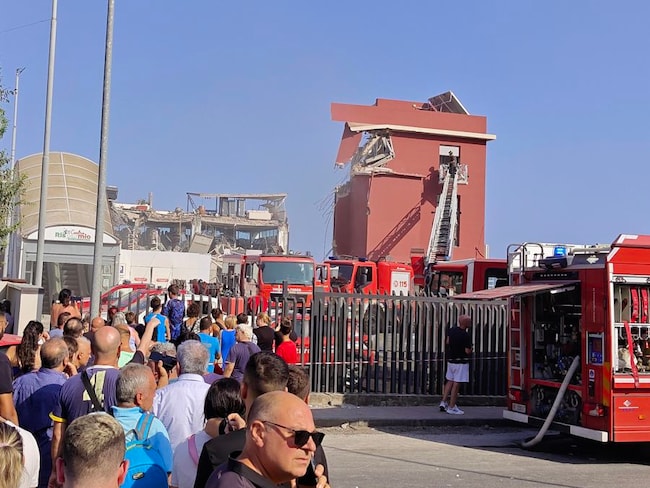 Messina, le immagini della palazzina crollata