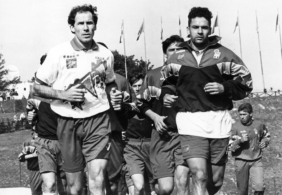 Archivio Storico Nella foto: Raduni della Nazionale Italiana 1995-1996, Franco Baresi e Roberto Baggio (LaPresse)