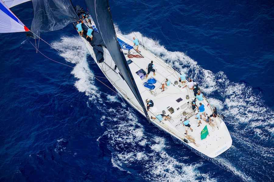 Capricorno, dell’armatore e timoniere Alessandro Del Bono,vincitrice della divisione Mini Maxi 2 nel Passo delle Bisce, alla Maxi Yacht Rolex Cup del 2021. (© Rolex/Carlo Borlenghi)