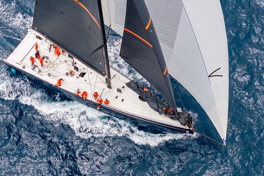 ClubSwan 80 My Song durante le regate della Giraglia 2024, dove Loro Piana era title sponsor default. (© Loro Piana/Carlo Borlenghi)