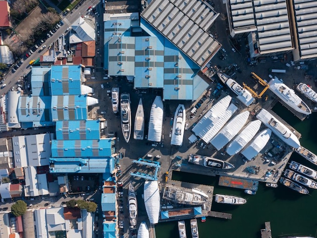 I cantieri di Viareggio e Livorno