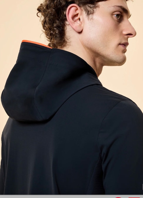 RRD. Felpa con cappuccio in tessuto tecnico SURFLEX® elasticizzato e smerigliato