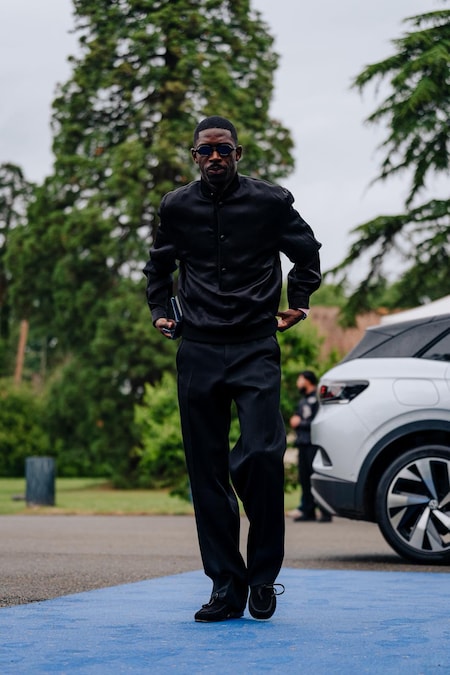 Zegna. Il calciatore Ousmane Dembélé con giubbotto in blend high tech