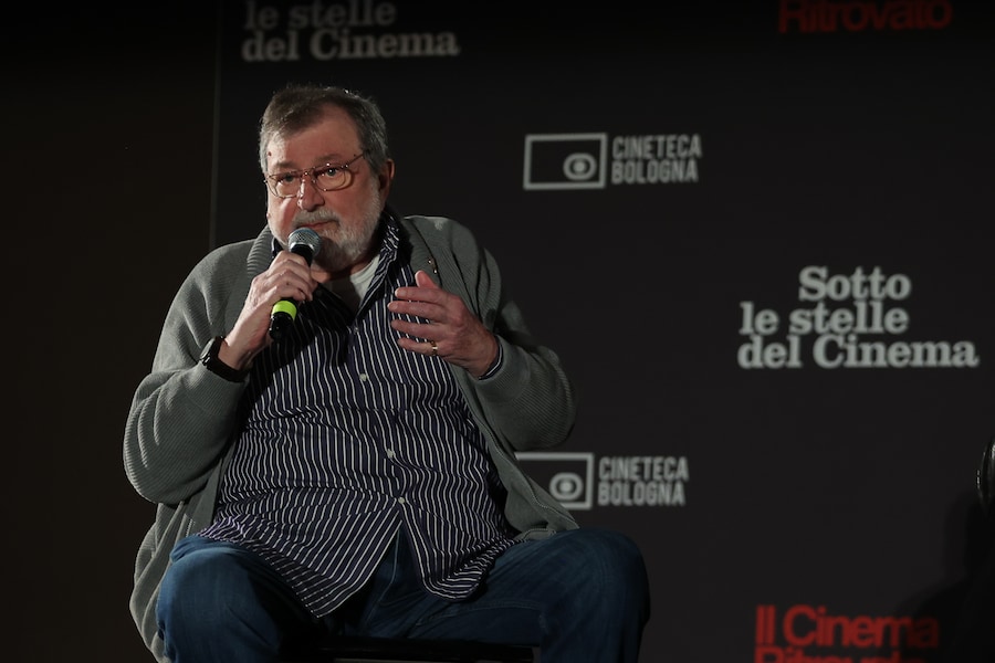 Bologna, in occasione della prima serata di Sotto le stelle del cinema (la manifestazione promossa dalla Cineteca di Bologna nell’ambito di Bologna Estate), Francesco Guccini dialoga in piazza con Massimo Cotto tra ricordi e suggestioni di una serata che 40 anni fa vide scendere in piazza più di 150.000 persone per celebrare i 20 anni di carriera 17 Giugno 2024. (LAPRESSE/Photo Guido Calamosca)