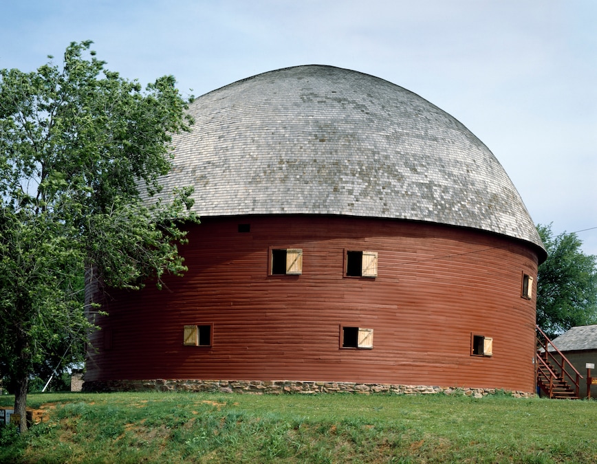 Route 66. Round Barn, Arcadia, Oklahoma