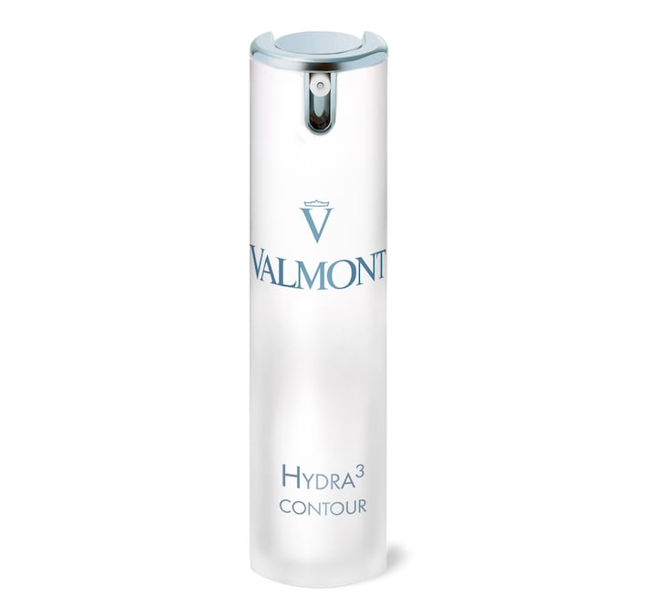 IDRATAZIONE VARIABILE Hydra3 Contour di Valmont (15 ml, 152 €) regola l’idratazione in modo dinamico. Questa formula contorno occhi contiene estratto di genziana, triplo dna di salmone e un complesso di acidi ialuronici che insieme regalano allo sguardo un aspetto fresco e riducono la profondità delle microrughe.