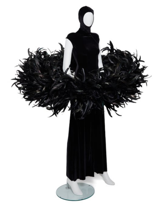A BLACK VELVET & FEATHRED MAXI DRESS WORN BY LADY GAGA BAD BINCH TONGTONG ZHOU Estimate: $ 3,000-4,000 Courtesy: CHRISTIE’S IMAGES LTD. 2026