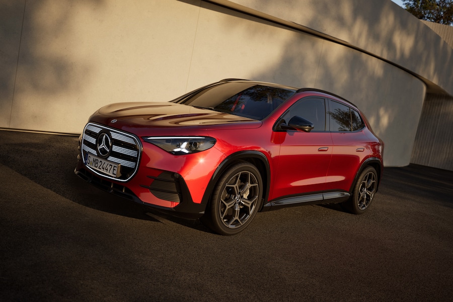  (Mercedes-Benz AG)