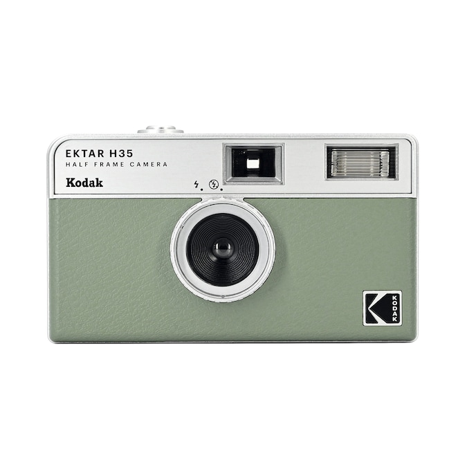 KODAK EKTAR H35 FILM CAMERA Interamente analogica, con pellicola. Niente tracciamento digitale, cloud sync o raccolta di metadati (59,78 €, amazon.it).