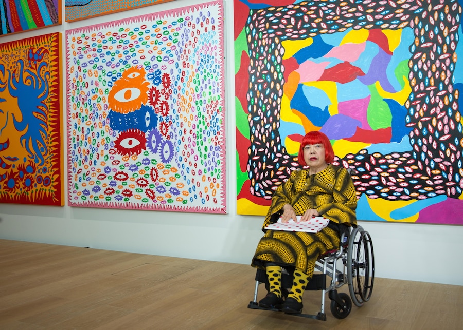 L'artista giapponese Yayoi Kusama partecipa a un'anteprima per la stampa del Museo Yayoi Kusama e delle sue ultime opere a Tokyo, in Giappone, il 26 settembre 2017. (EPA/Franck Robichon)