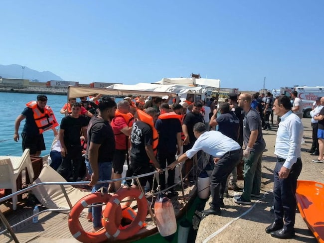 Traghetto affonda al largo di Cipro