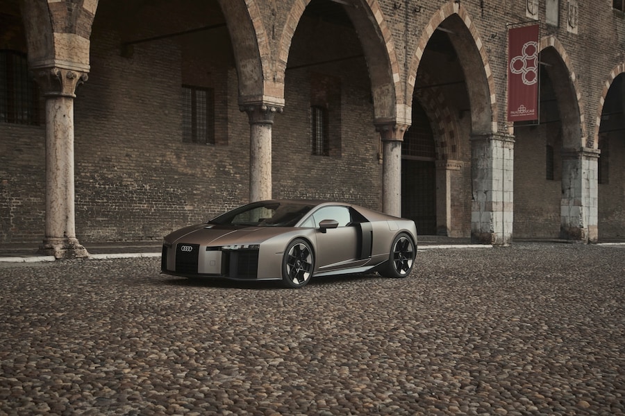 Audi Nuvolari in piazza Sordello