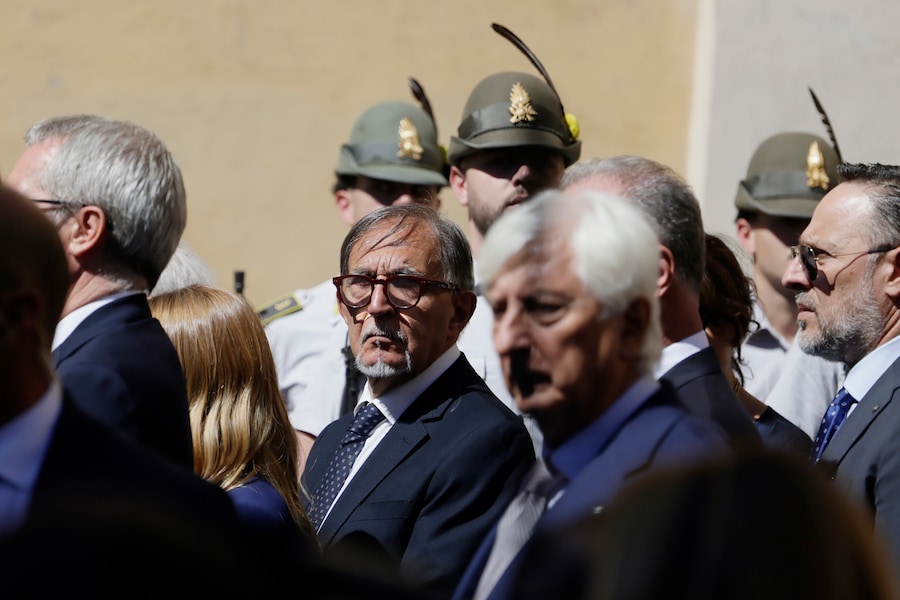 Funerale di Stato per Emma Bonino in Campidoglio, l’uscita del Feretro accompagnato dalle autorità e dai parenti , Il Presidente del Senato Ignazio La Russa. (LAPRESSE)