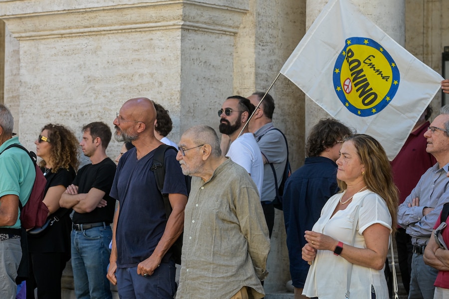 I Funerali di Stato di Emma Bonino trasmessi dal maxischermo in Piazza del Campidoglio. Martedì 15 Settembre. (LAPRESSE)