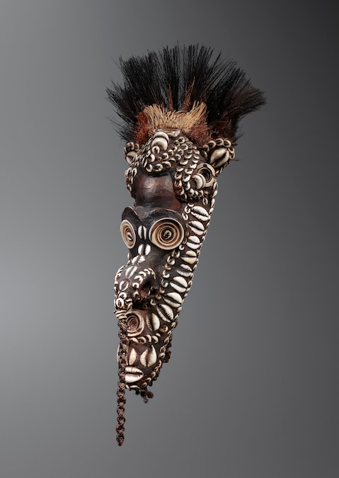 Maschera rituale Biwat messa in vendita a 180.000 euro Papua Nuova Guinea Galleria Arte y Ritual Courtesy Galleria Arte y Ritual