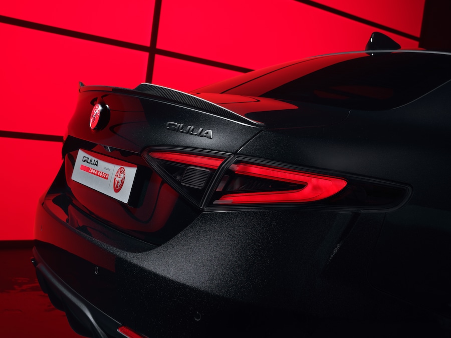 Alfa Romeo Giulia Edizione Luna Rossa