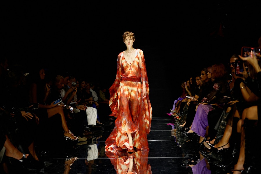 Roberto Cavalli, la collezione per la PE 2027. Milano, 24 settembre 2026. (REUTERS)