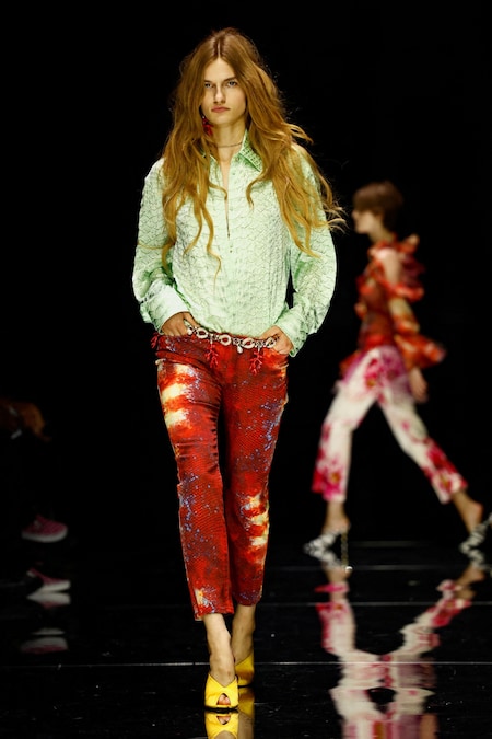 Roberto Cavalli, la collezione per la PE 2027. Milano, 24 settembre 2026. (REUTERS)