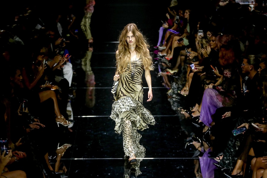 Roberto Cavalli, la collezione per la PE 2027. Milano, 24 settembre 2026. (ANSA)