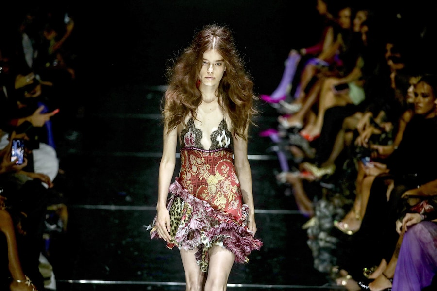 Roberto Cavalli, la collezione per la PE 2027. Milano, 24 settembre 2026. (ANSA)