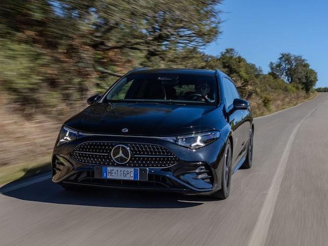 Mercedes CLA Shooting Brake Hybrid, le foto della prova su strada