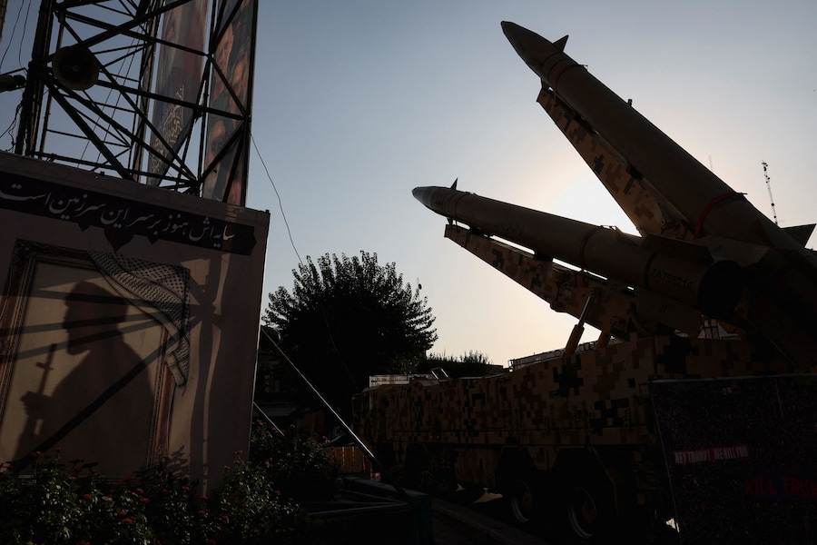 Missili iraniani esposti in una strada di Teheran, in Iran, il 27 settembre 2026. Majid Asgaripour/WANA (West Asia News Agency) via REUTERS (via REUTERS)