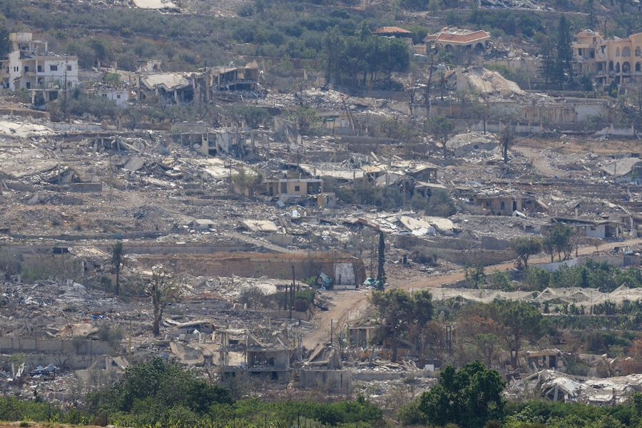Edifici in rovina a Mansouri, visti da Henniye, Libano, 29 settembre 2026. REUTERS/Mohamed Azakir (REUTERS)