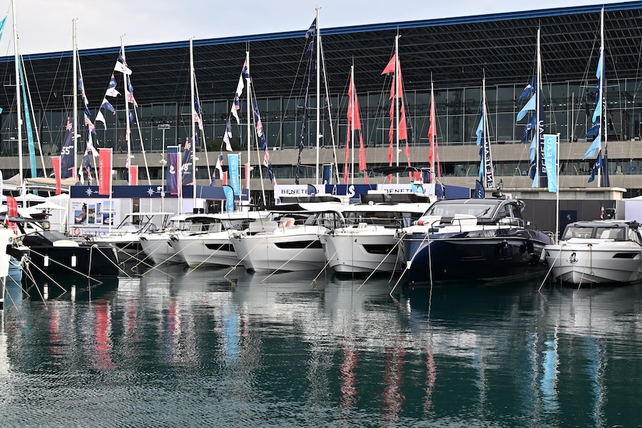 Alcune vedute delle barche e yacht nella giornata di apertura della 66ma edizione del Salone Nautico Internazionale dal 1 al 6 ottobre, Genova, 01 ottobre 2026. ANSA/LUCA ZENNARO +NPK+ (ANSA)
