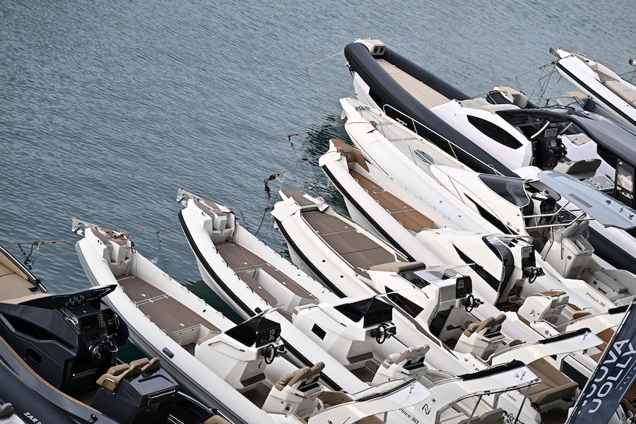 Alcune vedute delle barche e yacht nella giornata di apertura della 66ma edizione del Salone Nautico Internazionale dal 1 al 6 ottobre, Genova, 01 ottobre 2026. ANSA/LUCA ZENNARO +NPK+ (ANSA)
