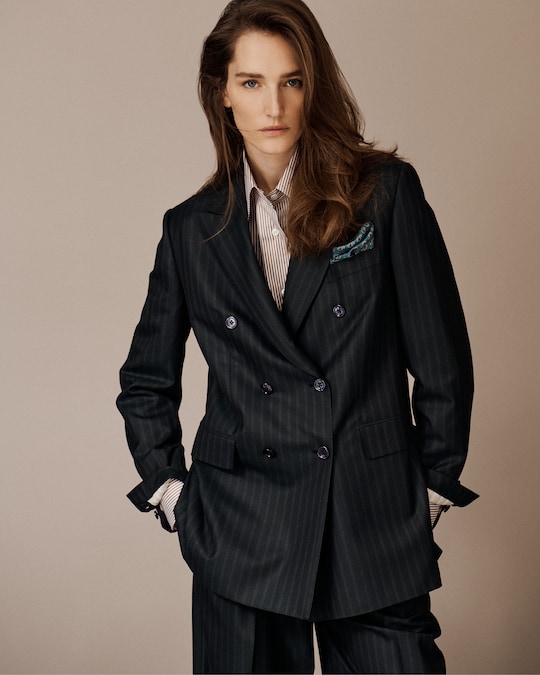 Brioni. Suit in pregiata lana gessata, linea bespoke La Donna Atelier