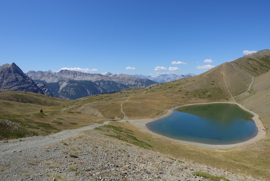 Il Lago dei sette colori sui Monti della Luna
