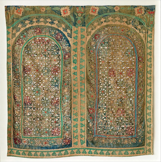 Musciarabia blu e verde, Nordafrica, India settentrionale o Turchia? Fine XIX - inizio XX secolo. Cotone, ricamo applicato con parti traforate, 217 × 212 cm (© Musée Matisse Nice/François Fernandez)