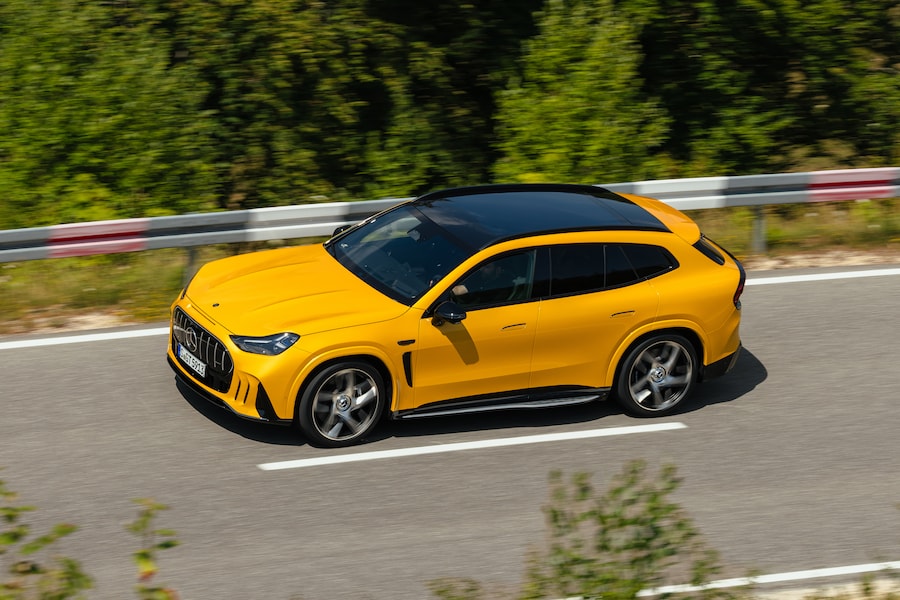 Der neue Mercedes-AMG GT SUV, Affalterbach, 2026. Mercedes-AMG GT 63 SUV | Energieverbrauch kombiniert 23,8-21,2 kWh/100 km | CO2 Emissionen kombiniert 0 g/km | CO2-Klasse: A // The all-new Mercedes-AMG GT SUV, Affalterbach, 2026. Mercedes-AMG GT 63 SUV | Combined energy consumption 23.8-21.2 kWh/100 km | Combined CO₂ emissions 0 g/km | CO₂ class: A