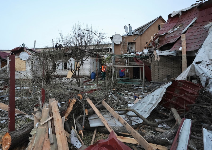 EPA/SERGEY KOZLOV (EPA)