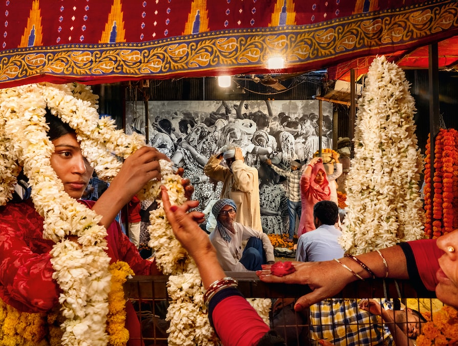 FLOWER_MARKET_by_Avani_Rai