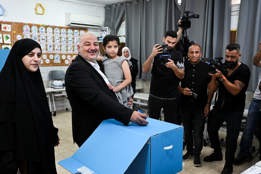Il candidato palestinese Mansour Abbas, leader del partito Ra’am . REUTERS/Rami Shlush (REUTERS)