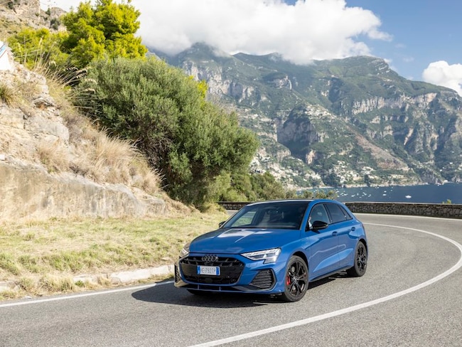 Audi A3 Sportback 2027, le foto della prova su strada