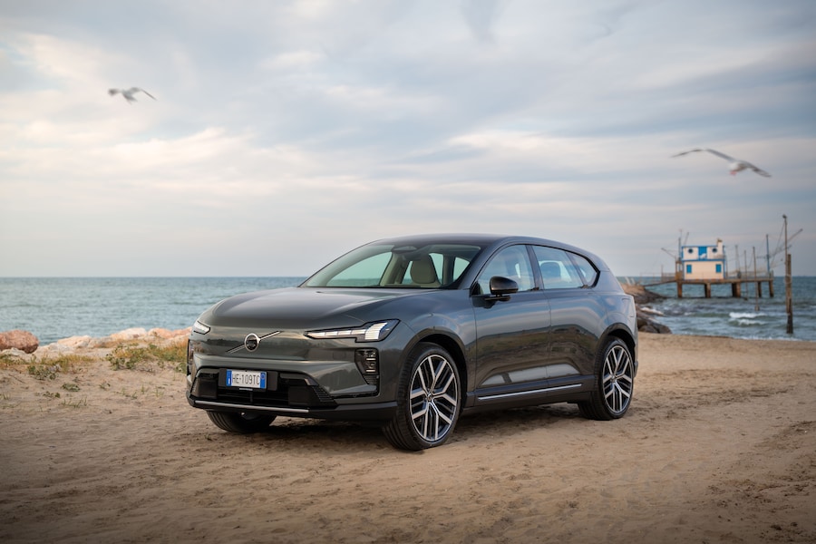 Volvo EX60