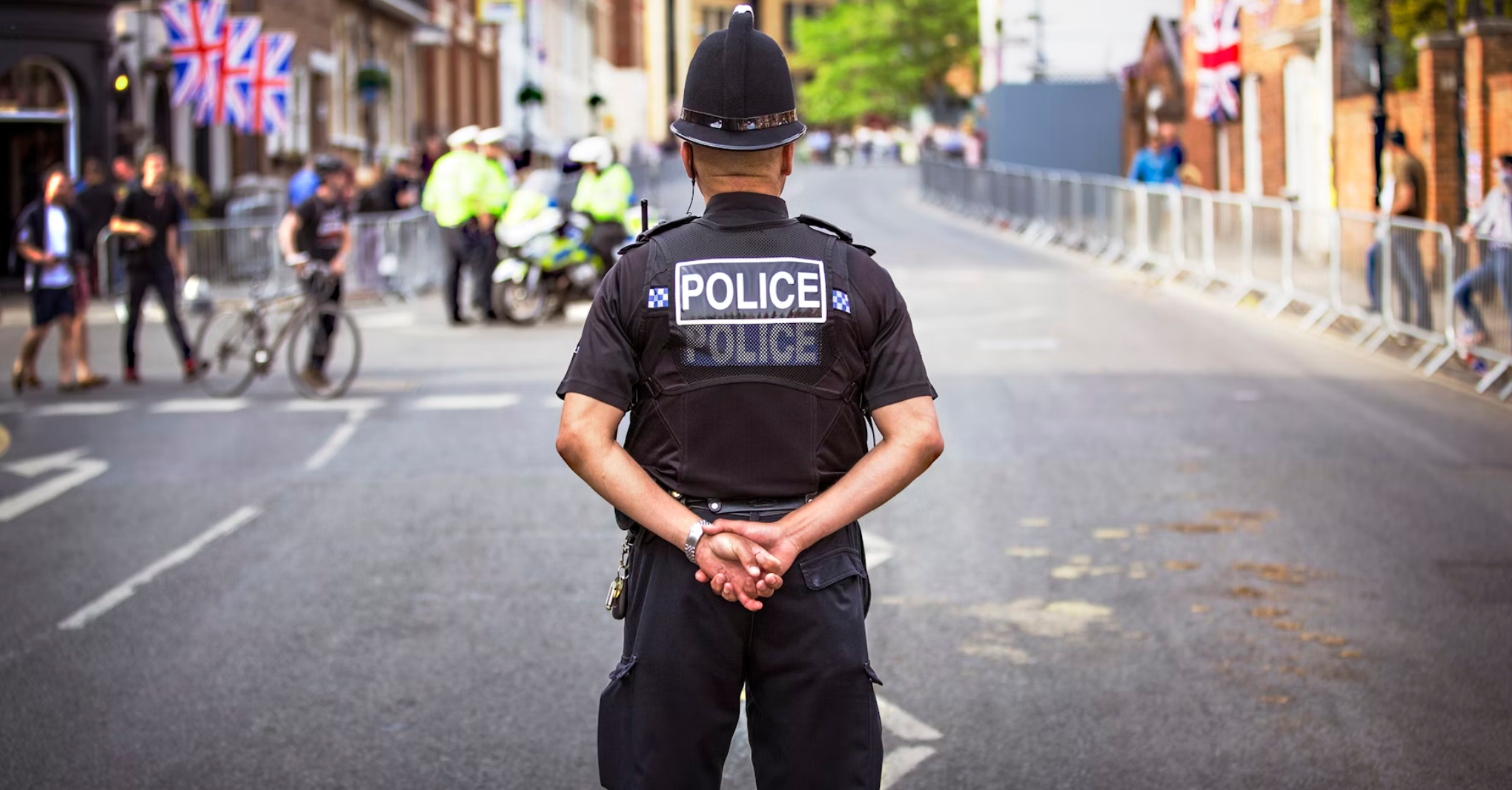 Riconosciuto il danno al poliziotto sottoposto a test sull'omosessualità