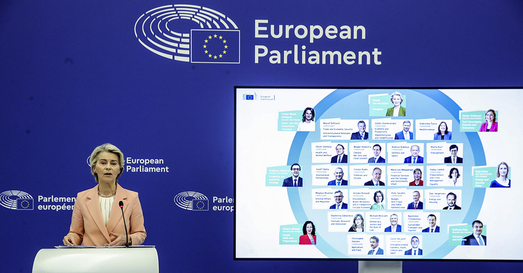 Ue, Ursula von der Leyen presenta la Commissione