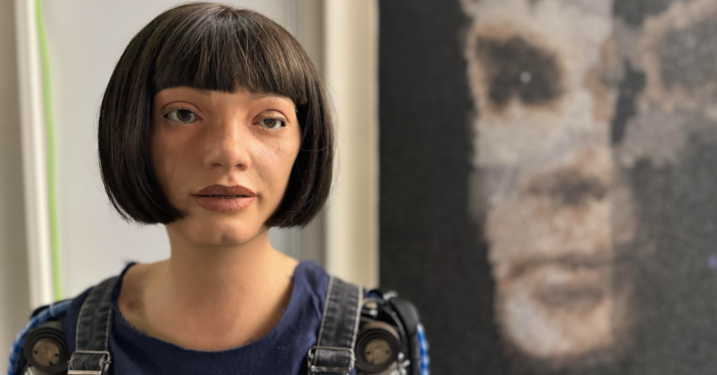 AI batte Cattelan? Chi decide quanto vale l'arte