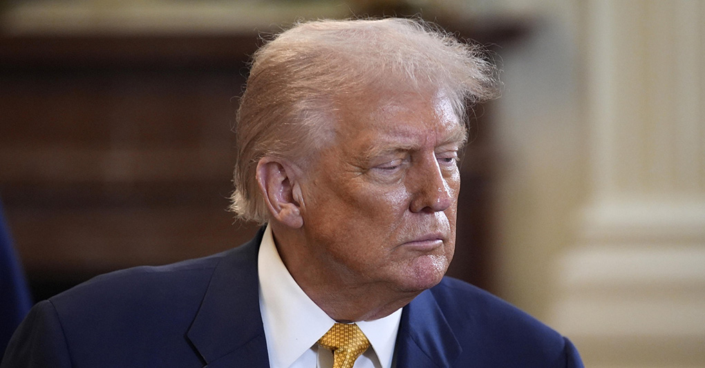 I deep fake di Trump - Vandalizzata la lapide di Metteotti: allarme neo-fascismo?