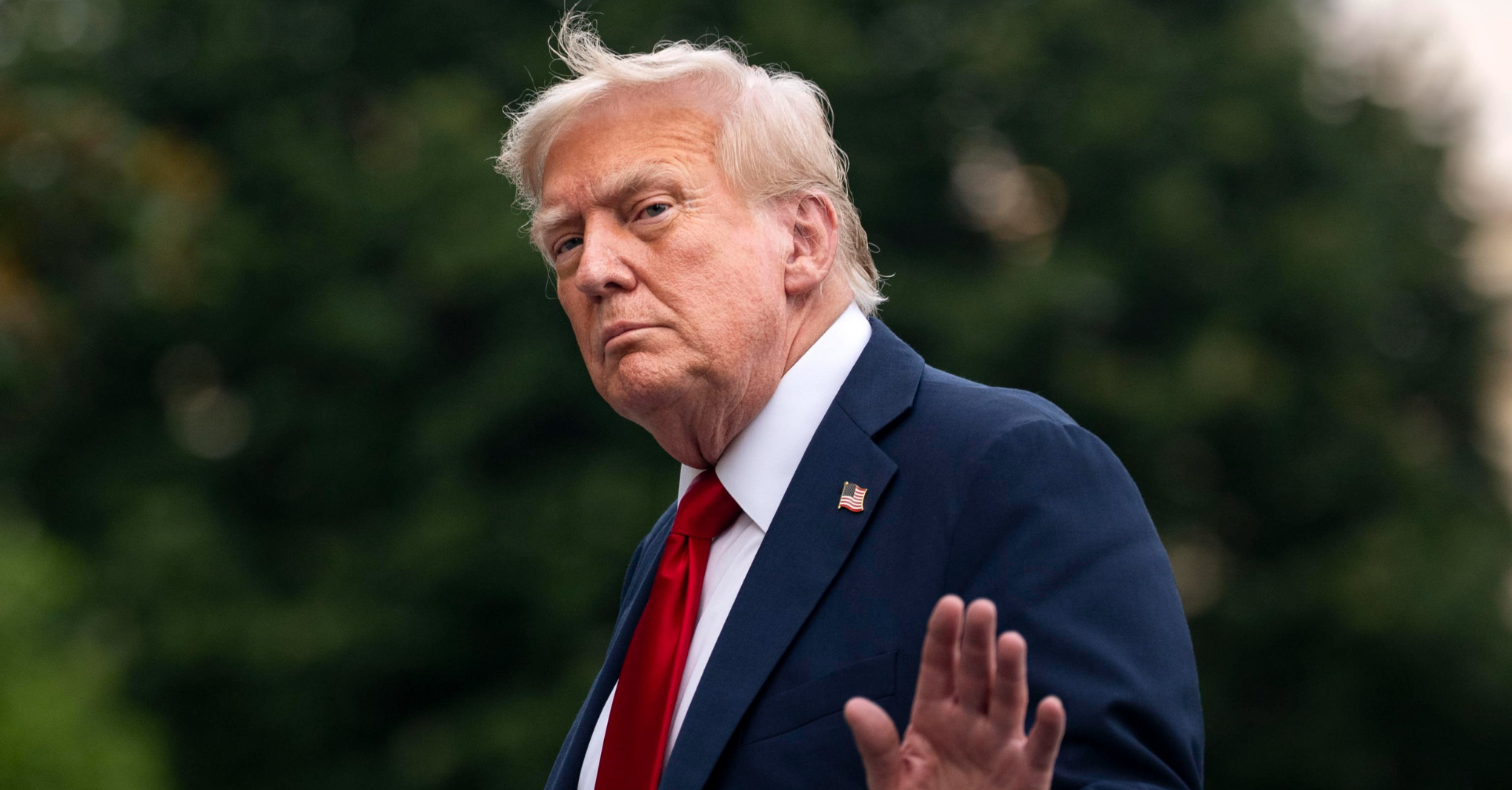 Trump minaccia Putin e sprona Zelensky