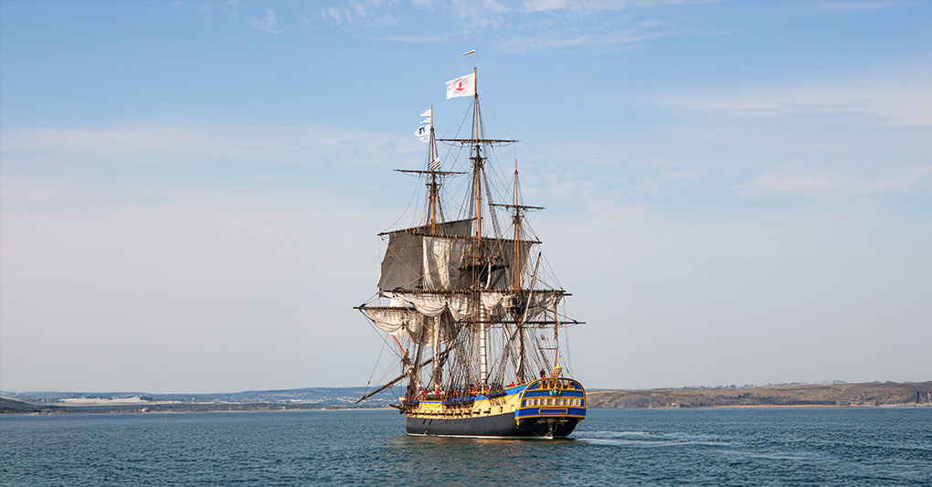 Una vela all’orizzonte
