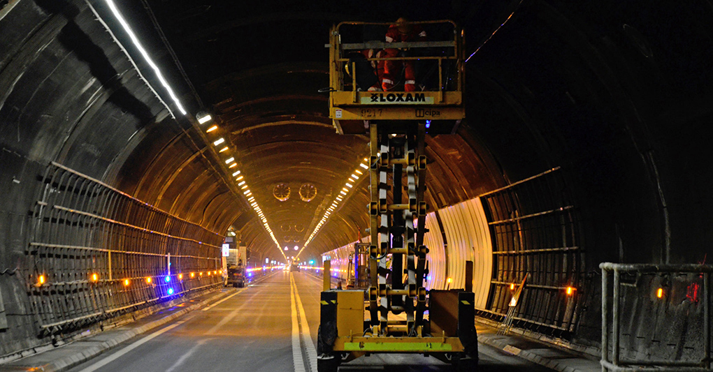 Traforo del Monte Bianco, stop per 15 settimane - Lavori sull’autostrada slovena H4, ripercussioni sulla nostra logistica